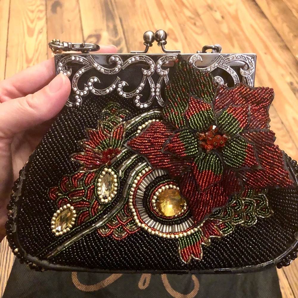Mary Frances Beades Christmas Poinsetta purse
